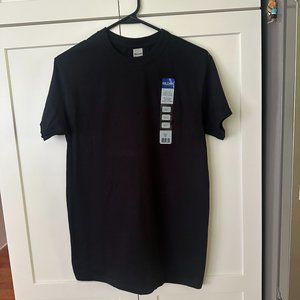 Gildan Adult Small Black T-Shirt Unisex - Brand New